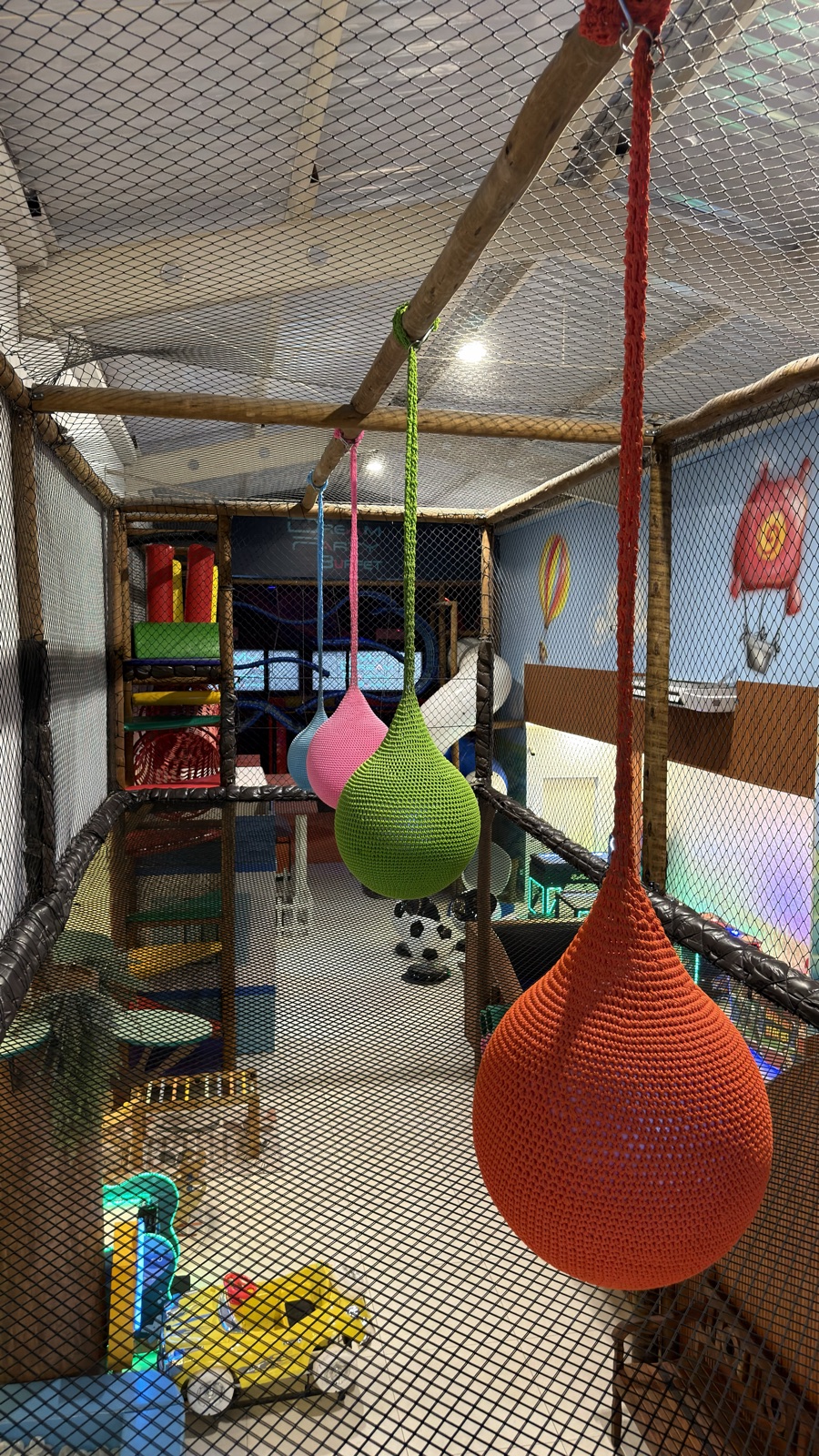 Diversão no espaço kids